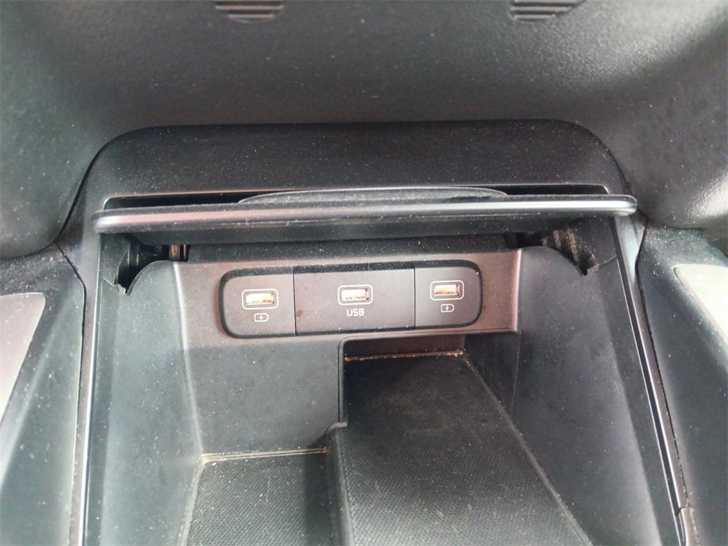 used 2023 Kia Sorento car, priced at $23,500