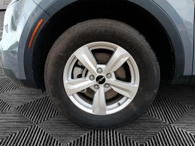 used 2023 Kia Sorento car, priced at $24,230