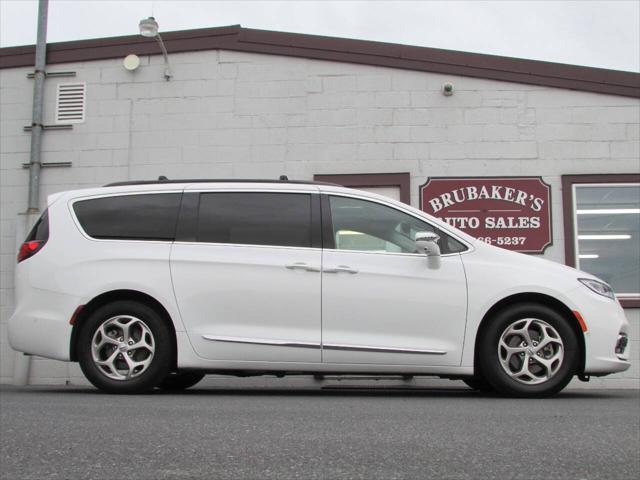used 2022 Chrysler Pacifica car, priced at $21,900