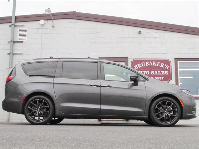used 2022 Chrysler Pacifica car, priced at $23,500