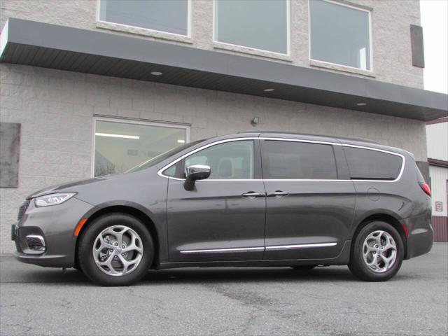 used 2022 Chrysler Pacifica car, priced at $21,900