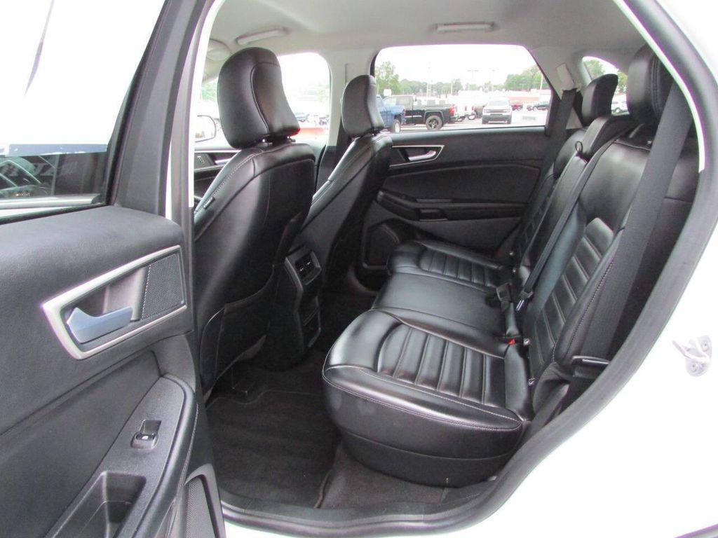 used 2024 Ford Edge car, priced at $22,900