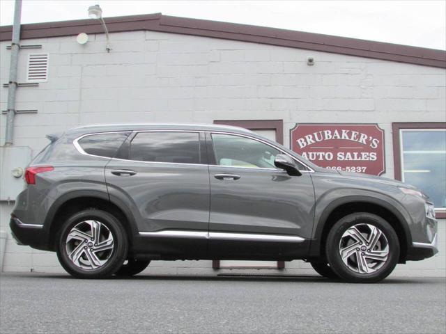 used 2022 Hyundai Santa Fe car, priced at $23,900