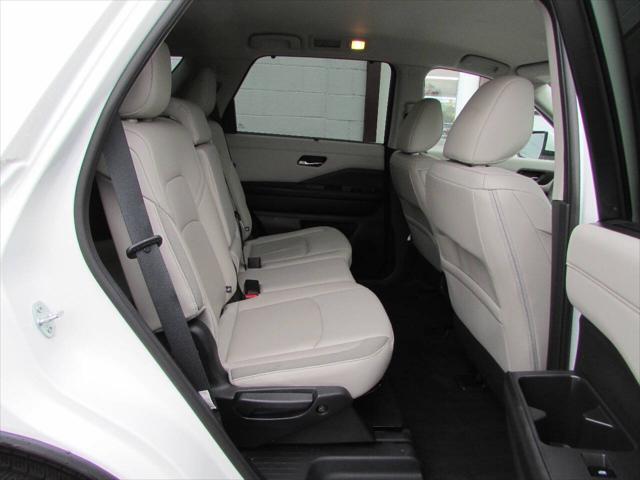 used 2023 Nissan Pathfinder car, priced at $31,900