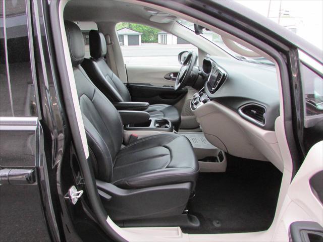 used 2023 Chrysler Pacifica car, priced at $26,500