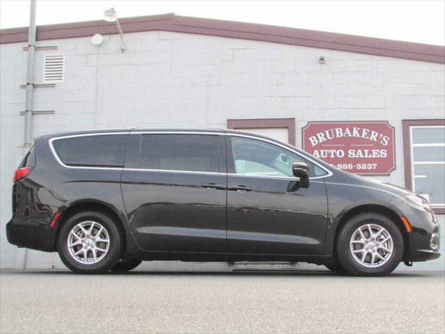 used 2023 Chrysler Pacifica car, priced at $24,900