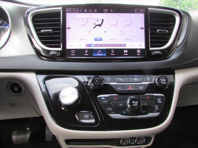 used 2023 Chrysler Pacifica car, priced at $24,900