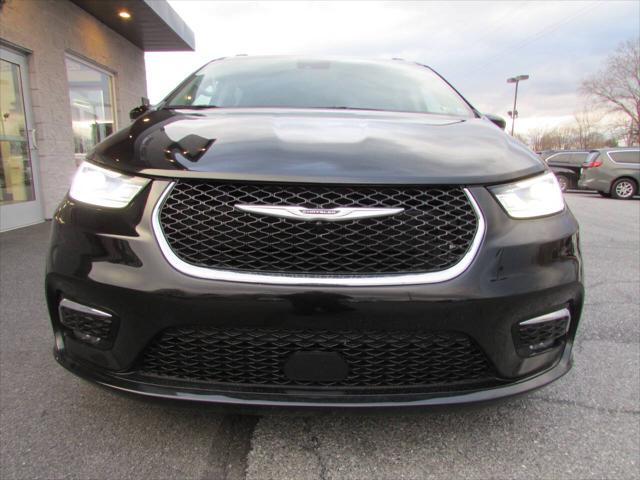 used 2022 Chrysler Pacifica car, priced at $23,900