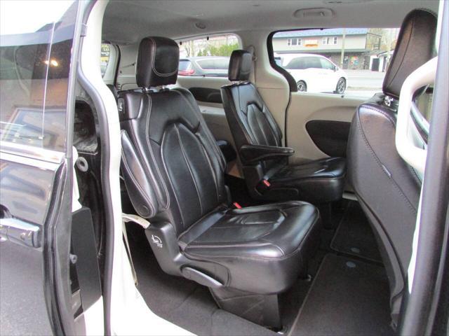 used 2022 Chrysler Pacifica car, priced at $23,900