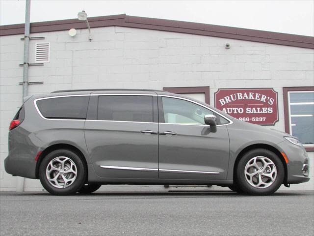 used 2022 Chrysler Pacifica car, priced at $26,900