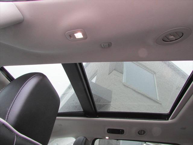 used 2022 Chrysler Pacifica car, priced at $26,900
