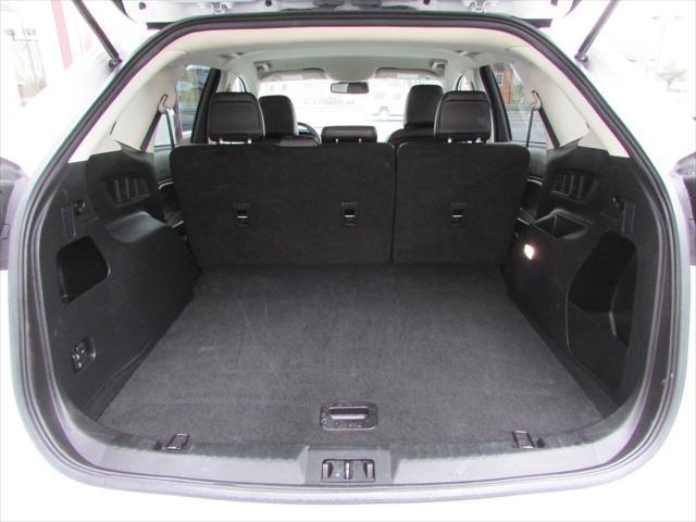 used 2023 Ford Edge car, priced at $22,500