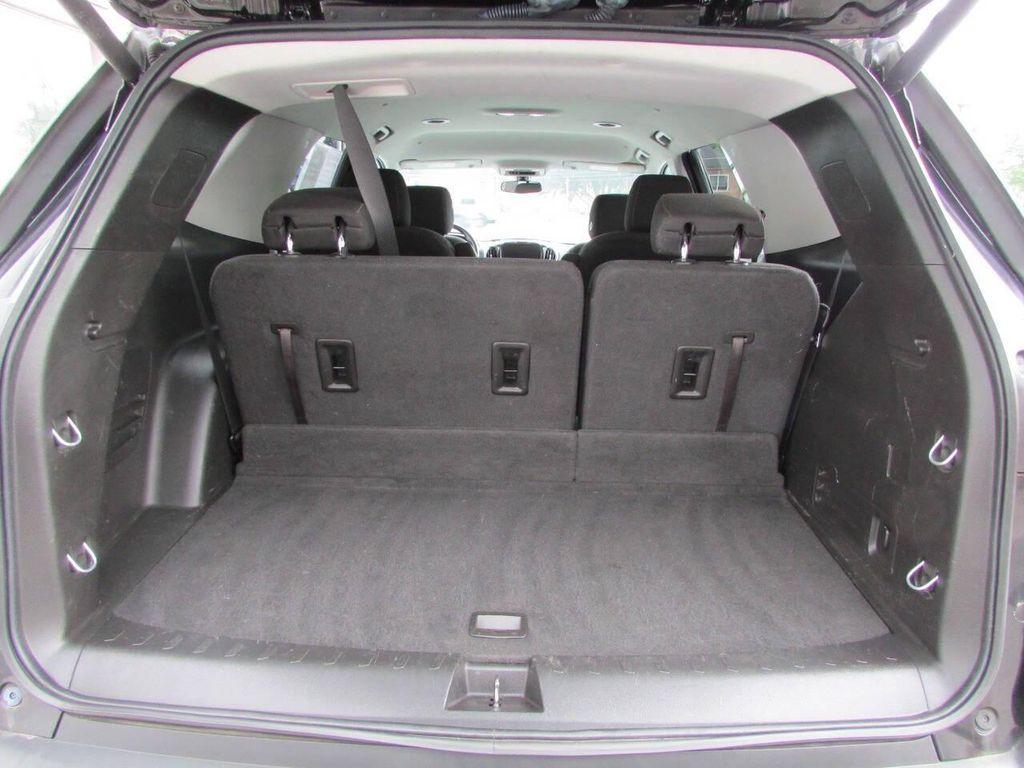 used 2019 Chevrolet Traverse car, priced at $18,900