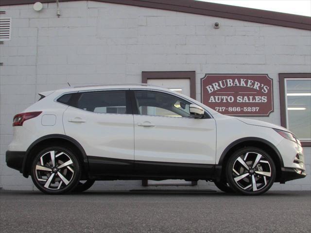 used 2021 Nissan Rogue Sport car, priced at $22,900