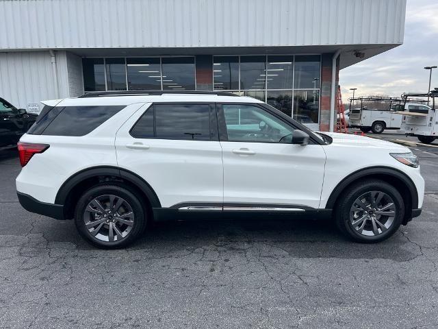 new 2025 Ford Explorer car, priced at $49,695