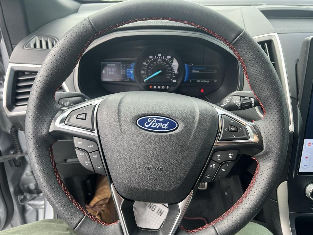 used 2024 Ford Edge car, priced at $34,950