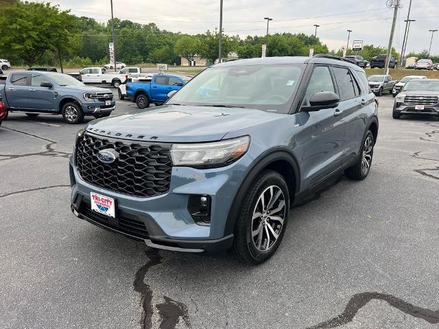 new 2025 Ford Explorer car, priced at $46,003