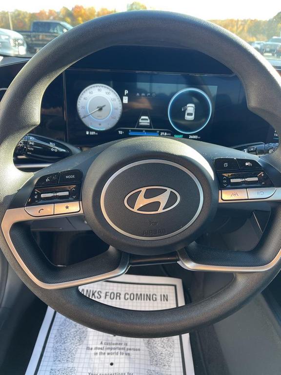 used 2024 Hyundai Elantra car