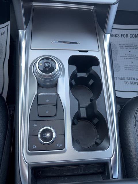 used 2020 Ford Explorer car