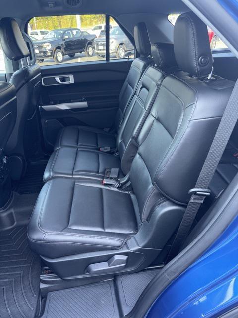 used 2020 Ford Explorer car