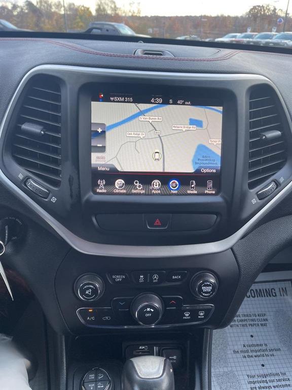 used 2016 Jeep Cherokee car