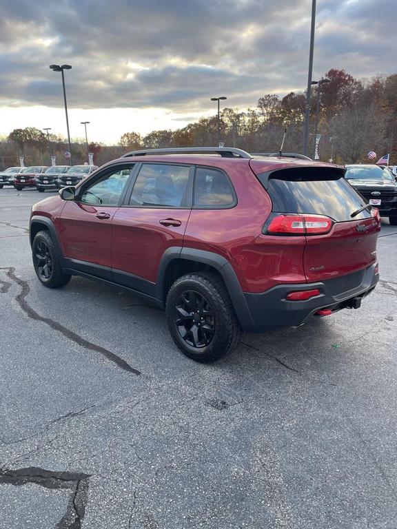 used 2016 Jeep Cherokee car