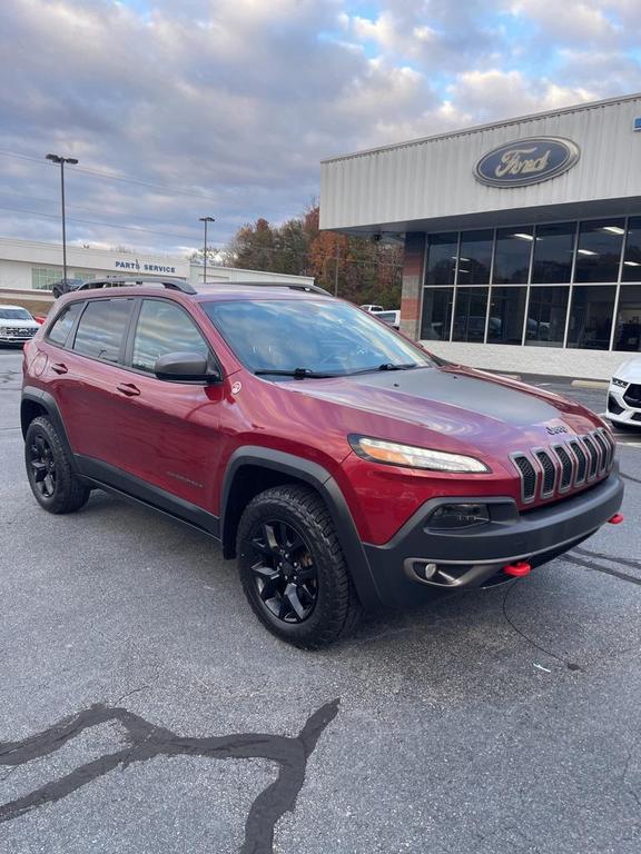 used 2016 Jeep Cherokee car