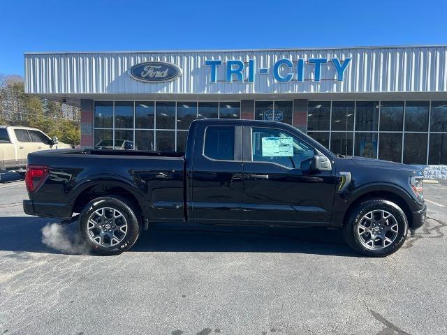 new 2024 Ford F-150 car, priced at $42,245