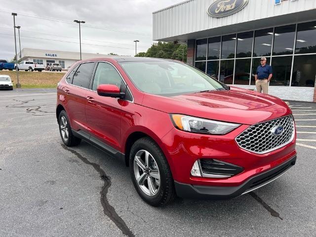 new 2024 Ford Edge car, priced at $39,999