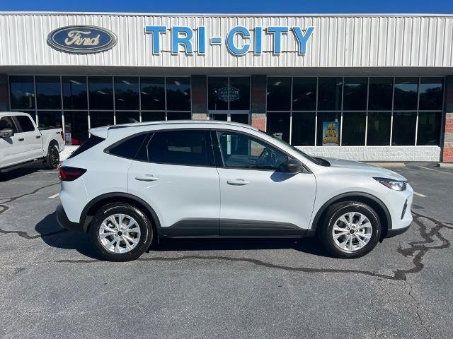 new 2025 Ford Escape car, priced at $30,825