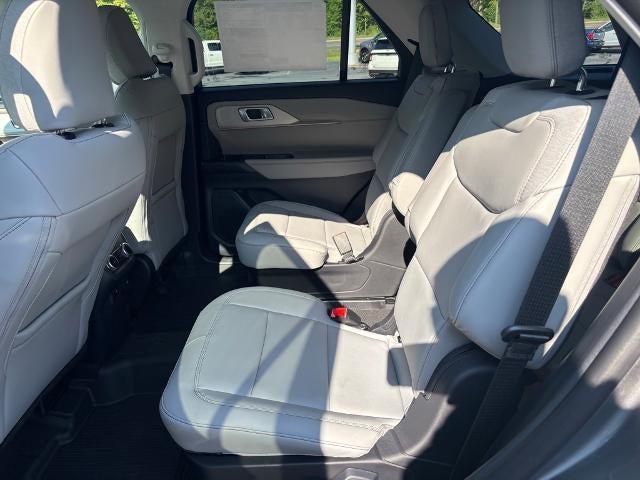 new 2025 Ford Explorer car, priced at $44,325