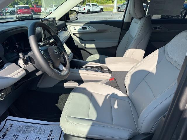 new 2025 Ford Explorer car, priced at $44,325