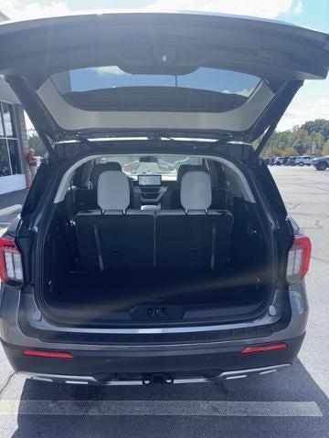 new 2025 Ford Explorer car, priced at $48,015