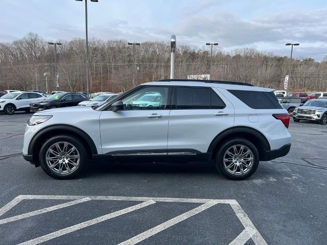 new 2025 Ford Explorer car, priced at $48,400