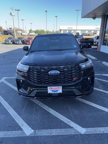new 2025 Ford Explorer car, priced at $60,815