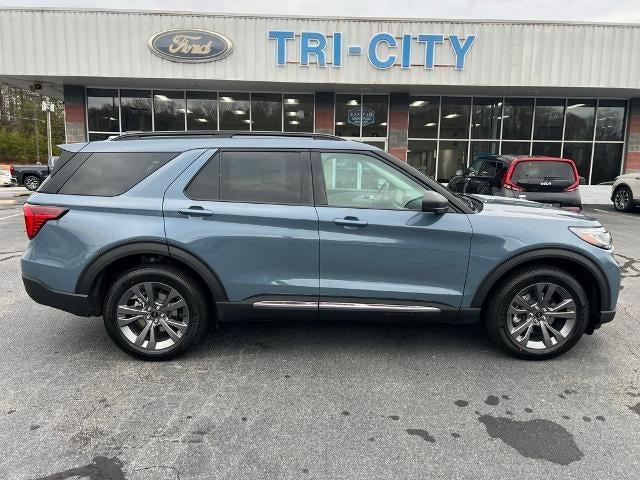 new 2025 Ford Explorer car, priced at $47,700