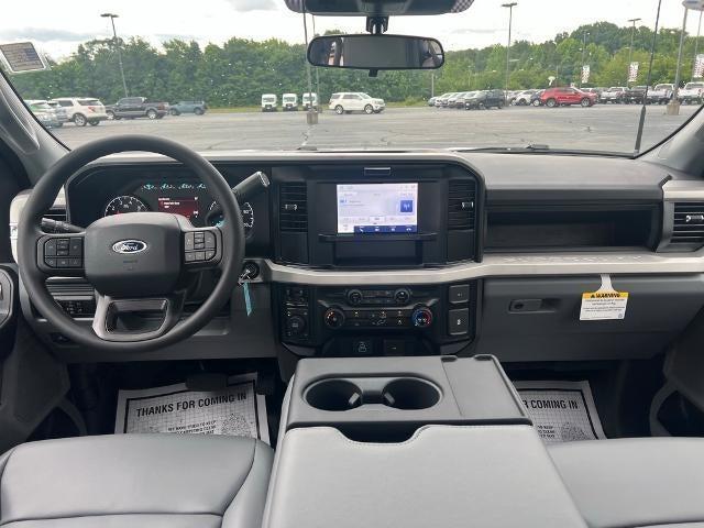 new 2025 Ford F-250 car, priced at $53,985
