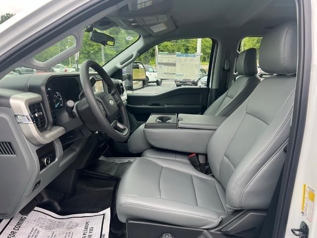 new 2025 Ford F-250 car, priced at $53,985