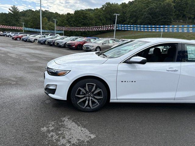 new 2025 Chevrolet Malibu car, priced at $25,808