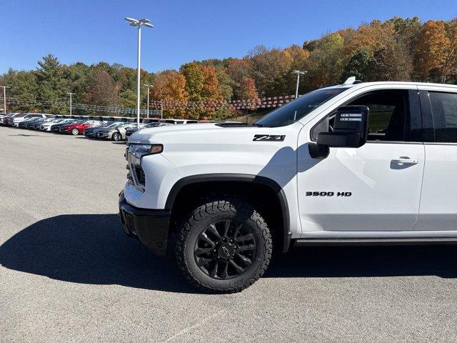 new 2025 Chevrolet Silverado 3500 car, priced at $82,658