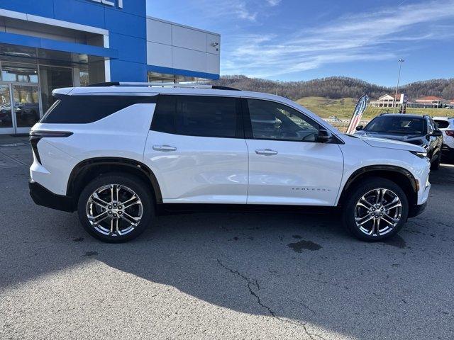 new 2025 Chevrolet Traverse car, priced at $60,275