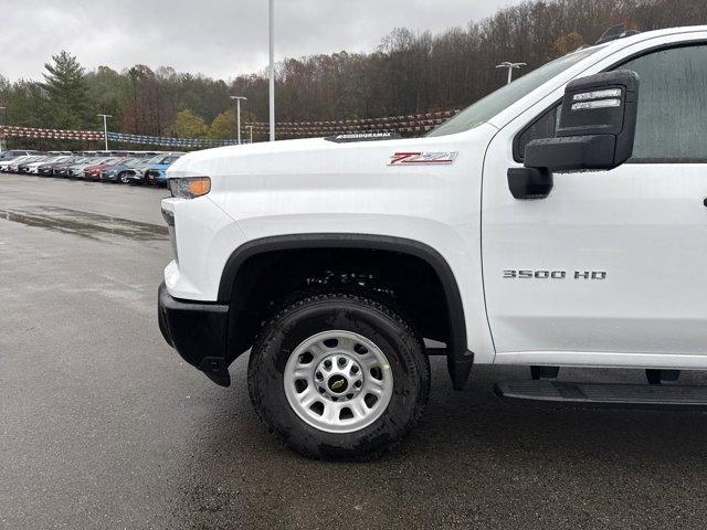 new 2025 Chevrolet Silverado 3500 car, priced at $63,683