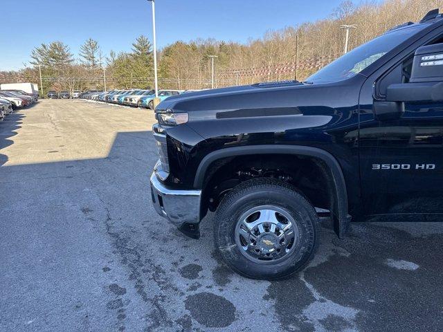 new 2025 Chevrolet Silverado 3500 car, priced at $66,347