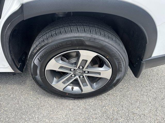 used 2025 Honda Pilot car, priced at $43,643