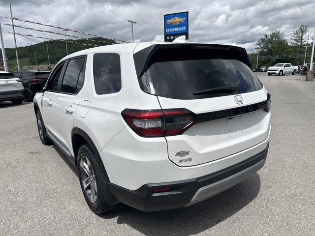 used 2025 Honda Pilot car, priced at $43,643