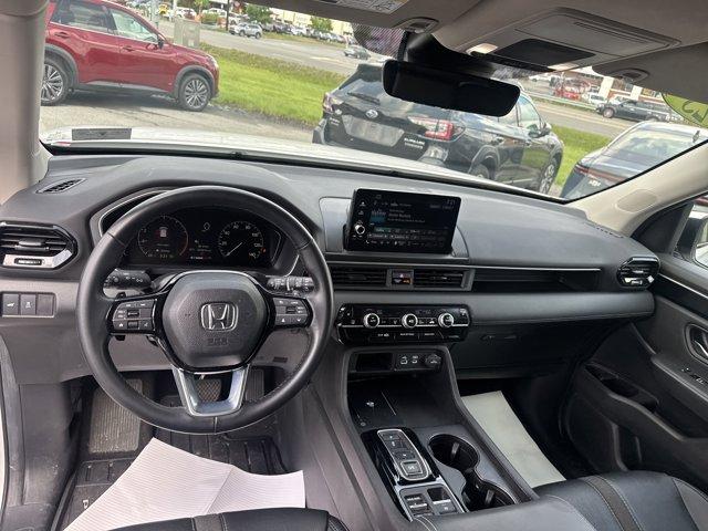 used 2025 Honda Pilot car, priced at $41,300