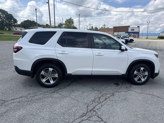 used 2025 Honda Pilot car, priced at $41,300