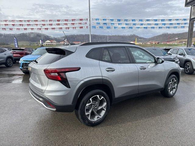 new 2025 Chevrolet Trax car, priced at $24,260