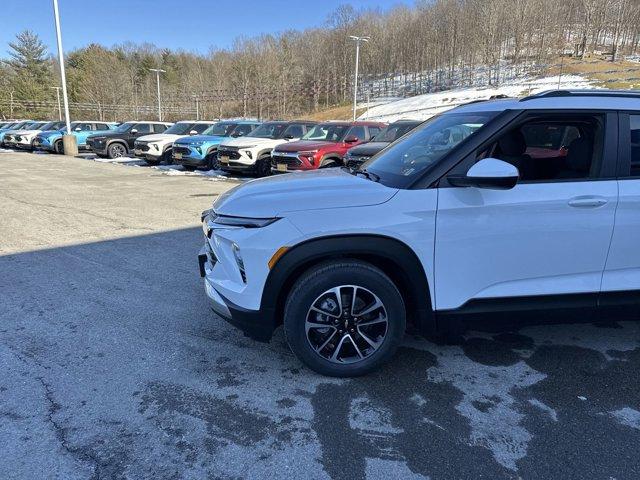 new 2025 Chevrolet TrailBlazer car, priced at $24,926