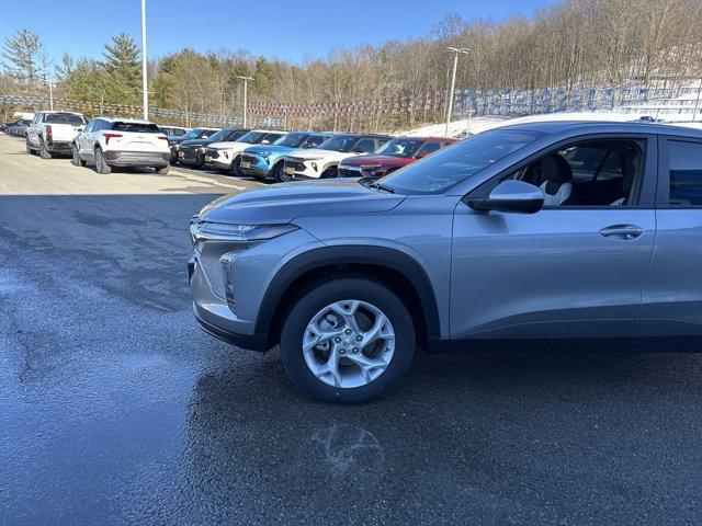 new 2025 Chevrolet Trax car, priced at $22,594